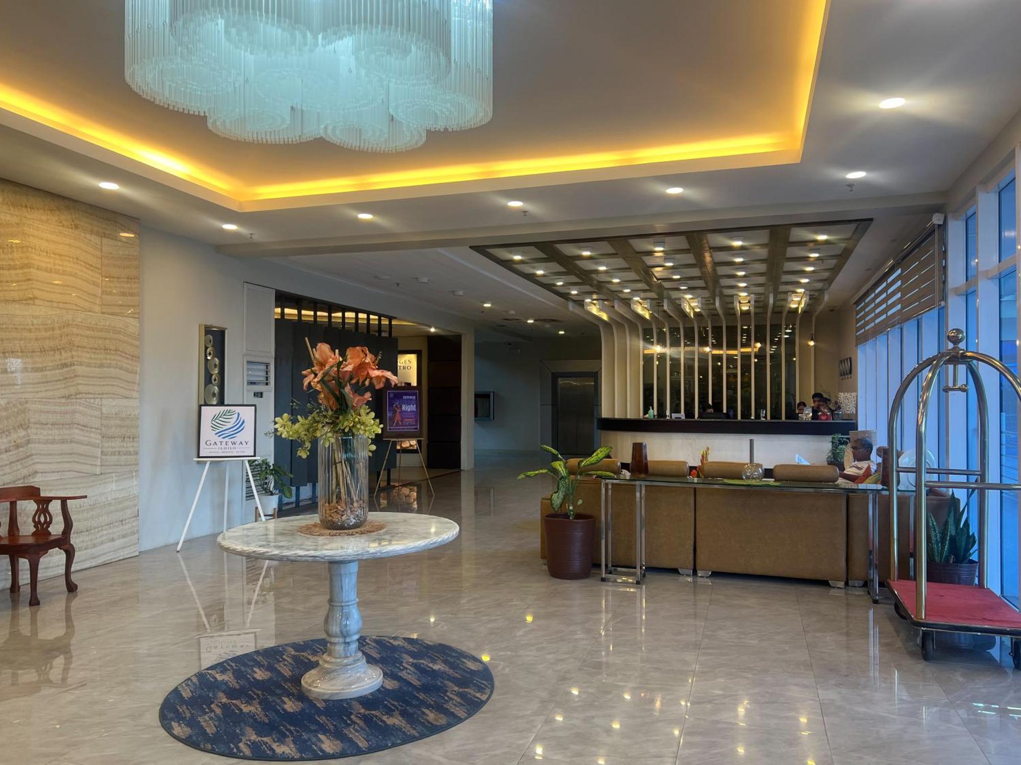 Iloilo Gateway Hotel And Suites Pavia Exterior foto